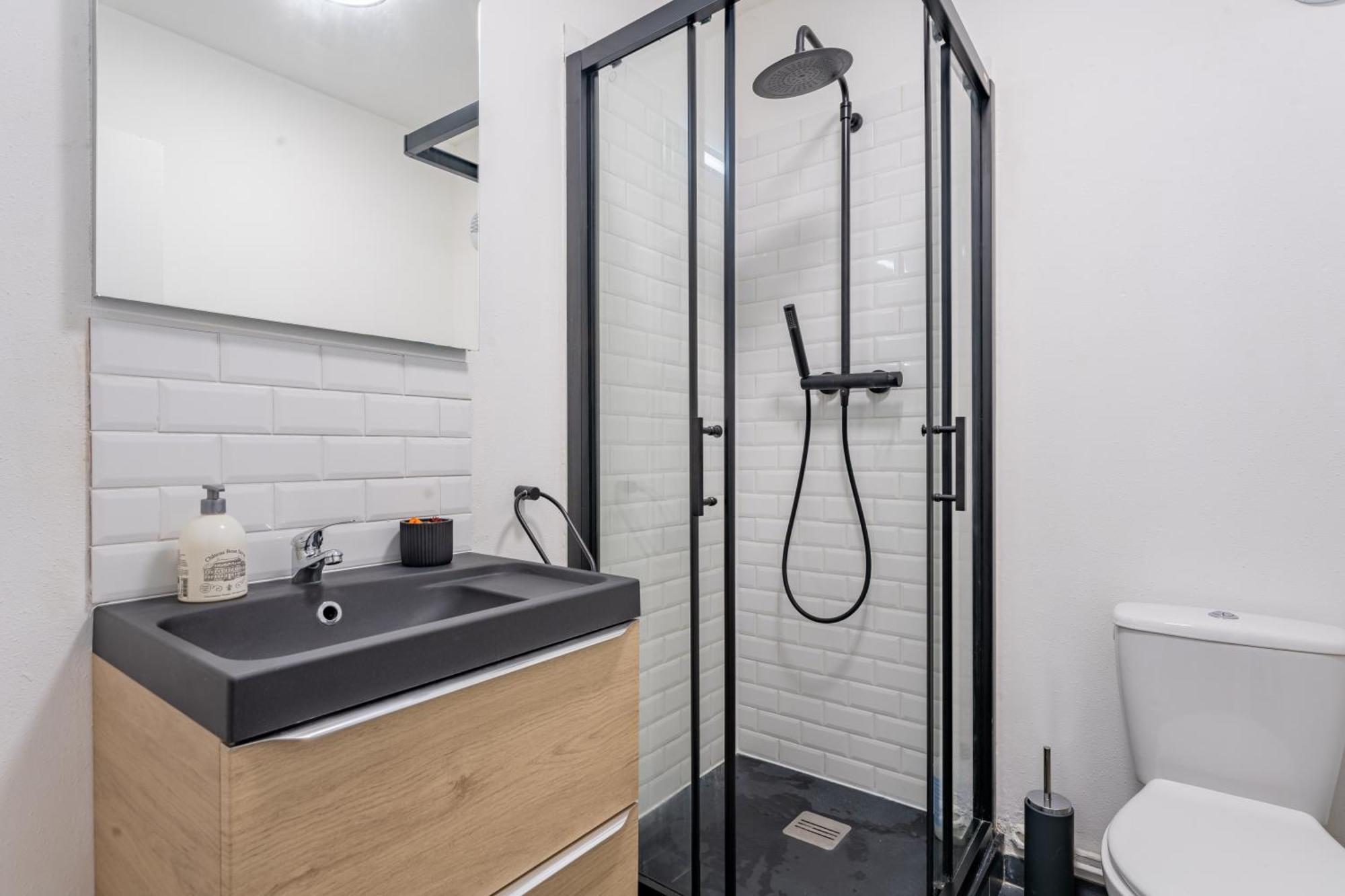 Апартаменти Charlemagne - Studio Confortable Avec Parking Gratuit - Quelques Pas De La Gare, Cuisine, Wifi Арас Екстер'єр фото