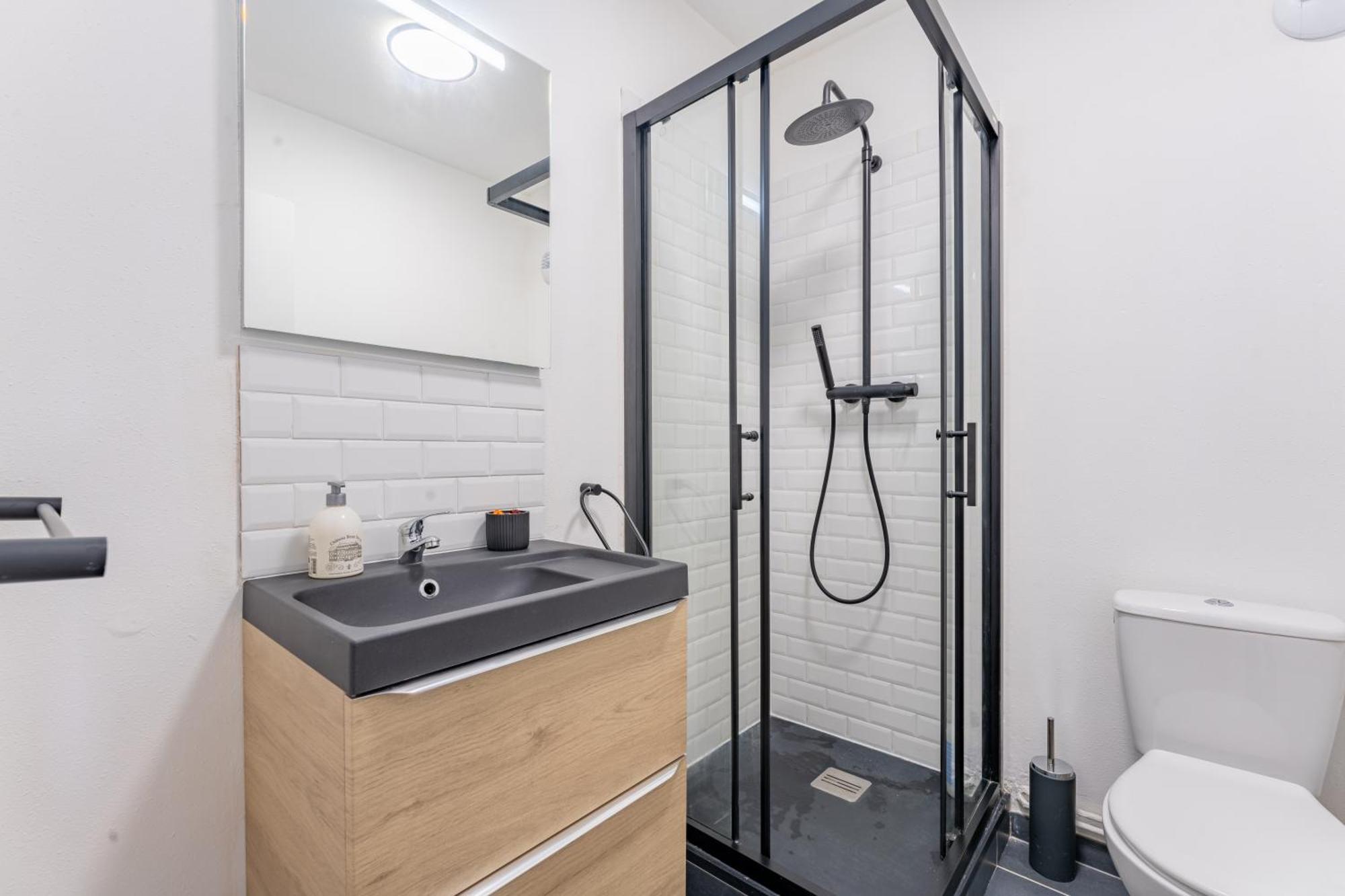 Апартаменти Charlemagne - Studio Confortable Avec Parking Gratuit - Quelques Pas De La Gare, Cuisine, Wifi Арас Екстер'єр фото