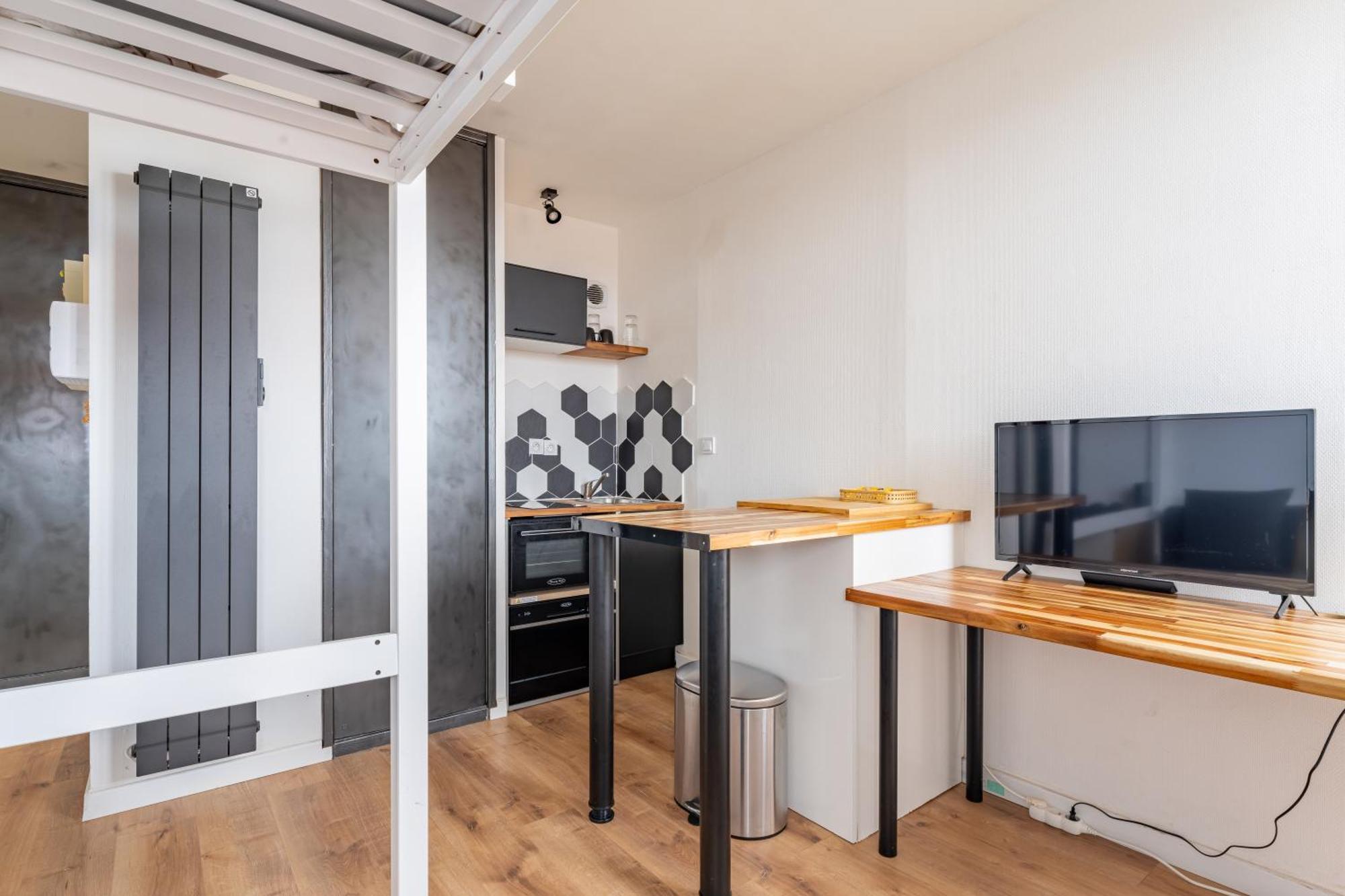Апартаменти Charlemagne - Studio Confortable Avec Parking Gratuit - Quelques Pas De La Gare, Cuisine, Wifi Арас Екстер'єр фото