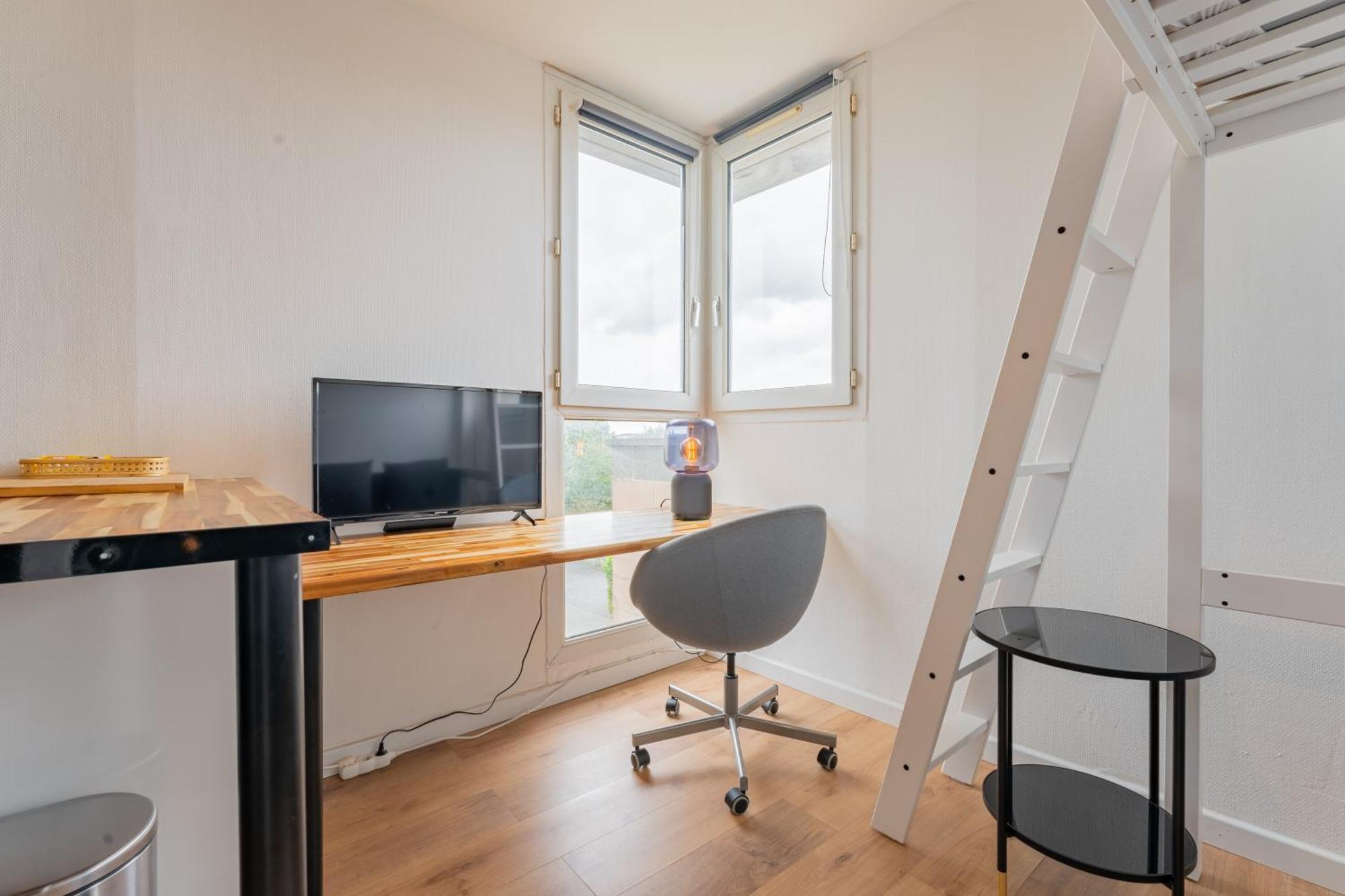 Апартаменти Charlemagne - Studio Confortable Avec Parking Gratuit - Quelques Pas De La Gare, Cuisine, Wifi Арас Екстер'єр фото